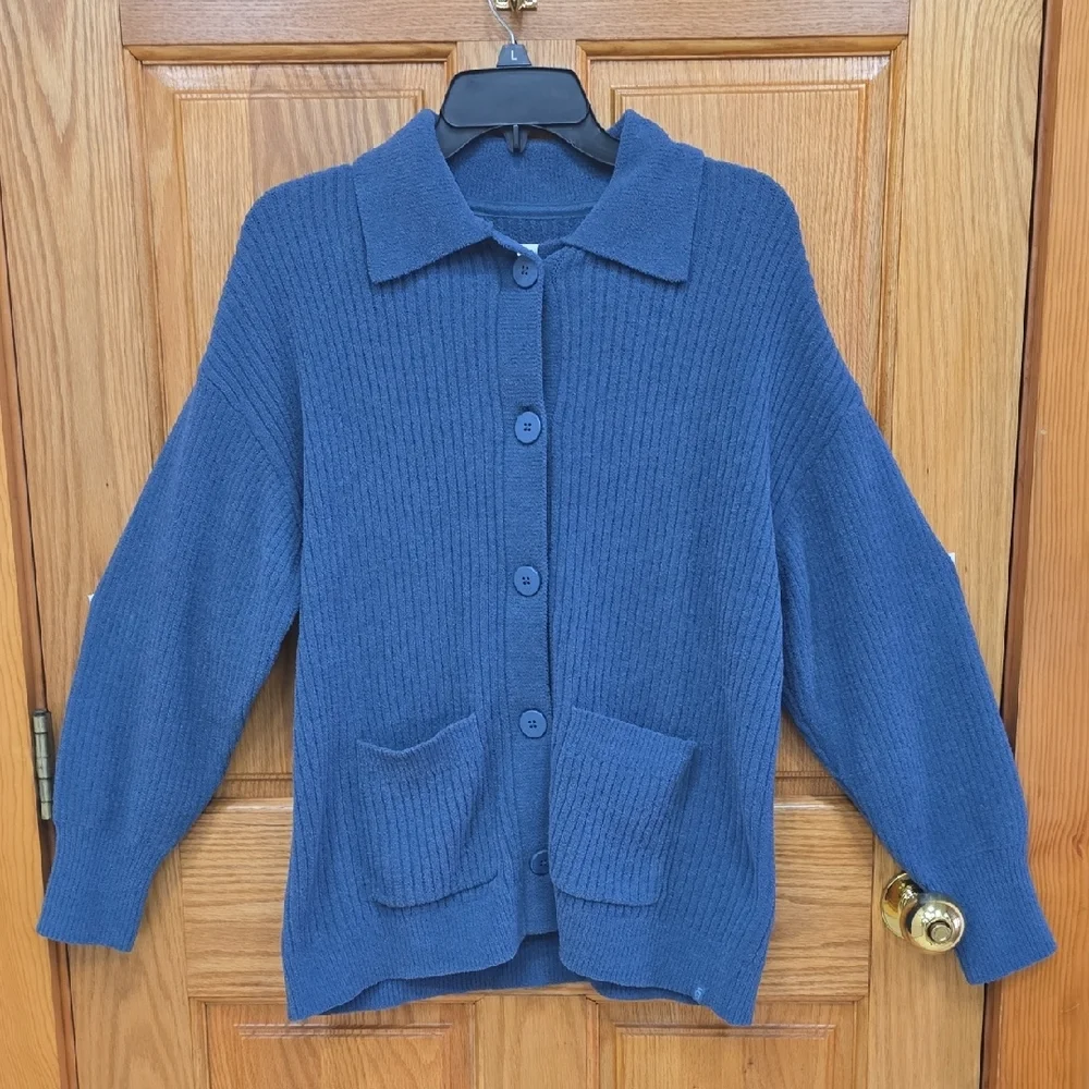 UGG Junipher Cardigan Lite in the color Desert Blue, M, NWT - Picture 3 of 16